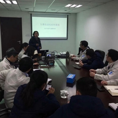 江蘇省計(jì)量院電子所組織有關(guān)儀器自動(dòng)化測(cè)試的內(nèi)部技術(shù)培訓(xùn)